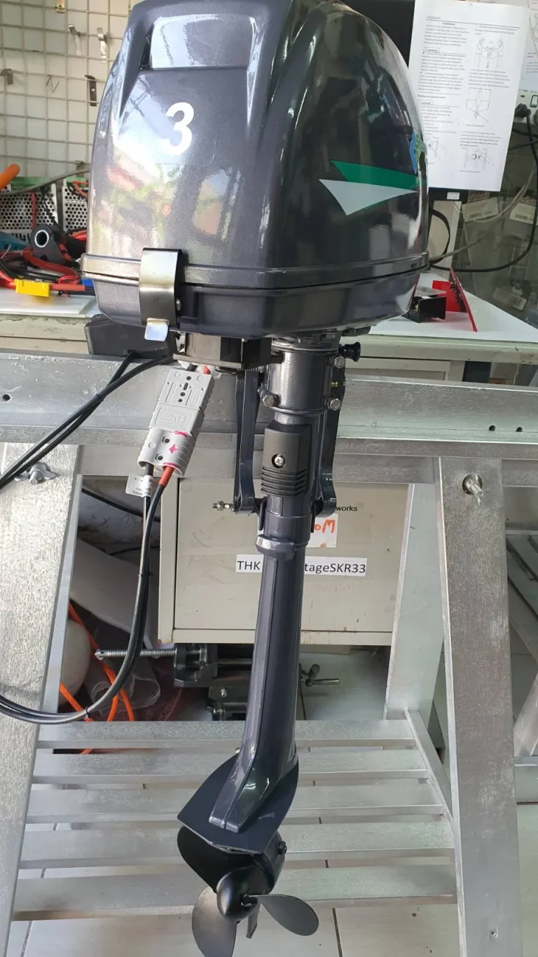 electric outboard 3HP48V_compact small size
